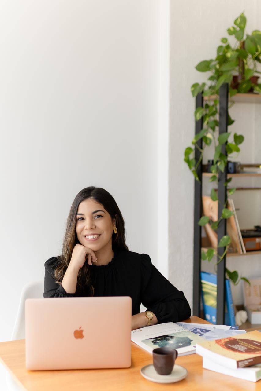 Retrato profissional de Greyce Ribeiro